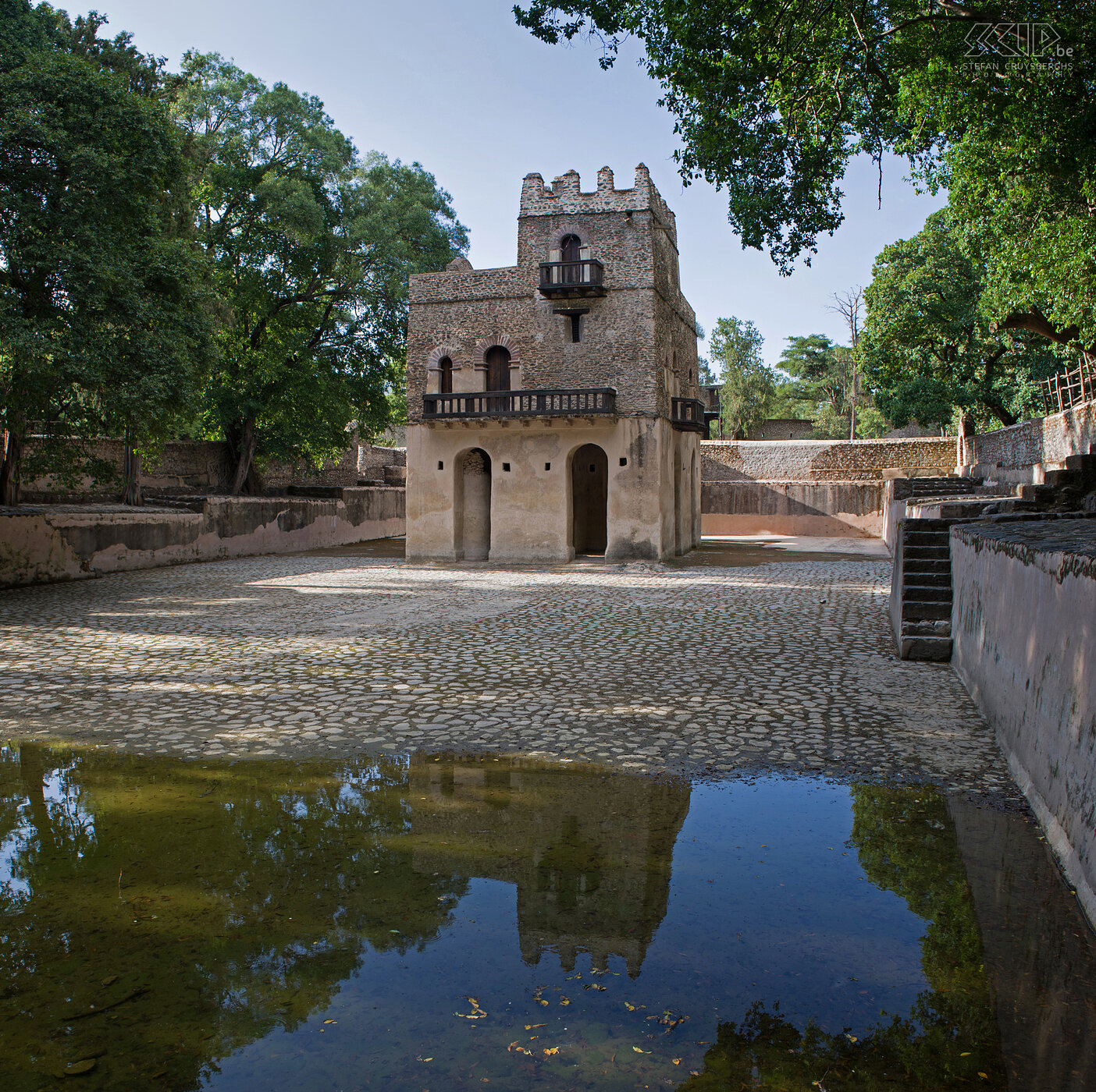 Gondar - Fasiladas' baths Two kilometers outside the center of Gondar are the baths of Fasilidas. They were the summer residence of the emperor and nowadays they are still used during the Timkat festival. Stefan Cruysberghs